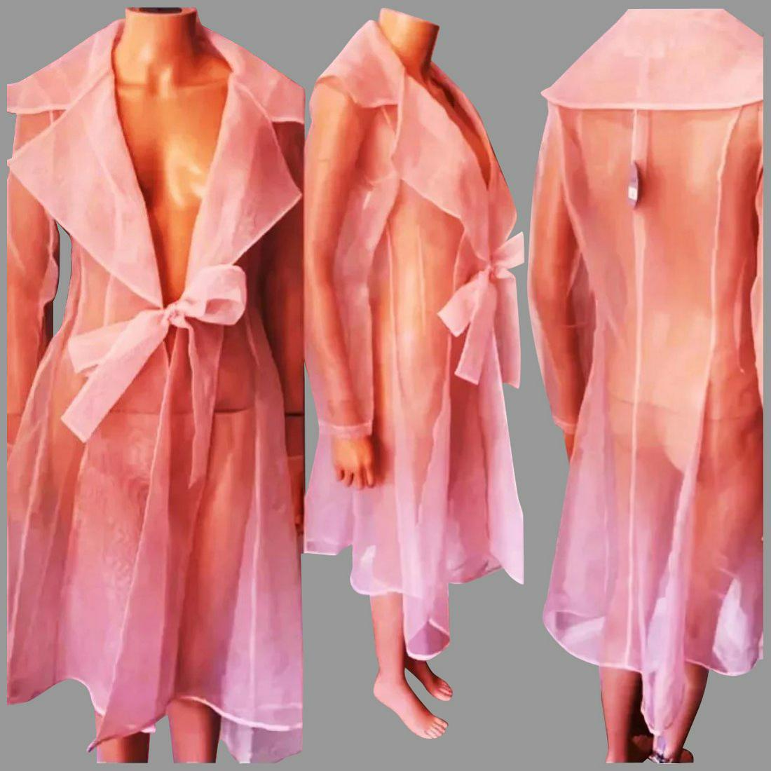 Opera Coat Duster Sheer Organza Ballerina Kitten Pink: Beautiful well made organza Pink Ballerina Opera sheer Duster with its own Sash like belt made of the same fabric. It s old Stock and in very good vintage condition. S/S-40" Length-40" Bust-38" Stunni