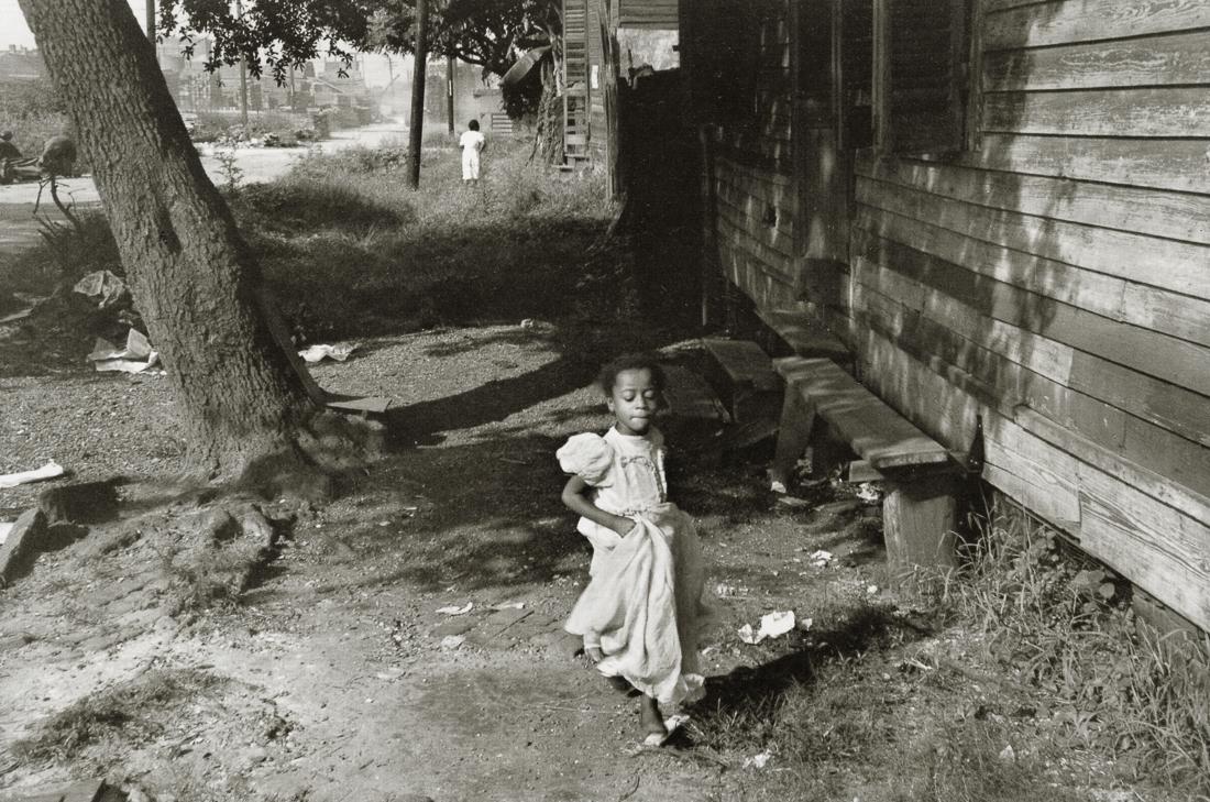 HENRI CARTIER-BRESSON - New Orleans, Louisiana, 1947: Artist: Henri Cartier-Bresson Title: New Orleans, Louisiana, USA, 1947 Medium: Photo Litho, 2006, Italy Dimensions: 9.25x6.15" Description: Heat Wax Mounted on 8.5x11" Conservation Board Artist Bio: H