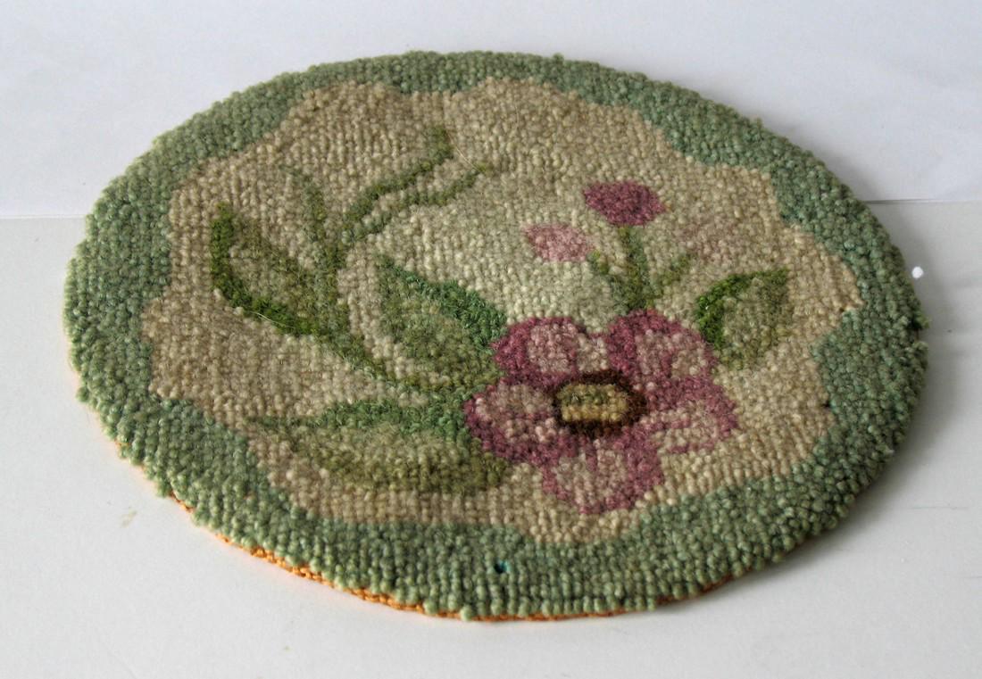 Vintage New England hooked table mat (1 of 2)