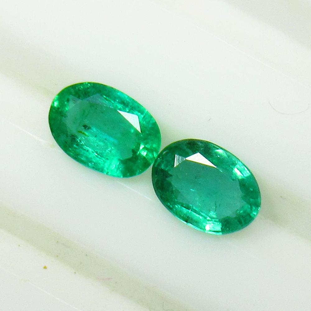 1.40 Ct Natural Zambian Emerald Oval Pair (1 of 2)