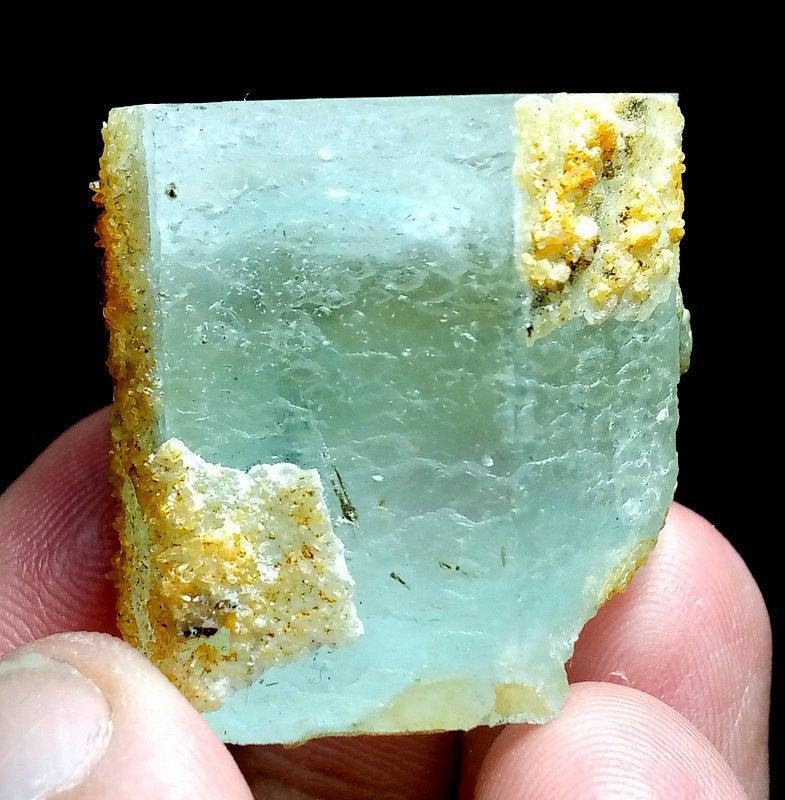 35 Grams Beautiful rare Herderite On Aquamarine Crystal: Materials: Aquamarine Specimen Description 35 Grams Beautiful rare Herderite On Aquamarine Crystal Specimen from Shigar Skardu pakistan SIZE 31*23*30 mm Reserve: $40.00 Shipping: Domestic: Flat-rate o