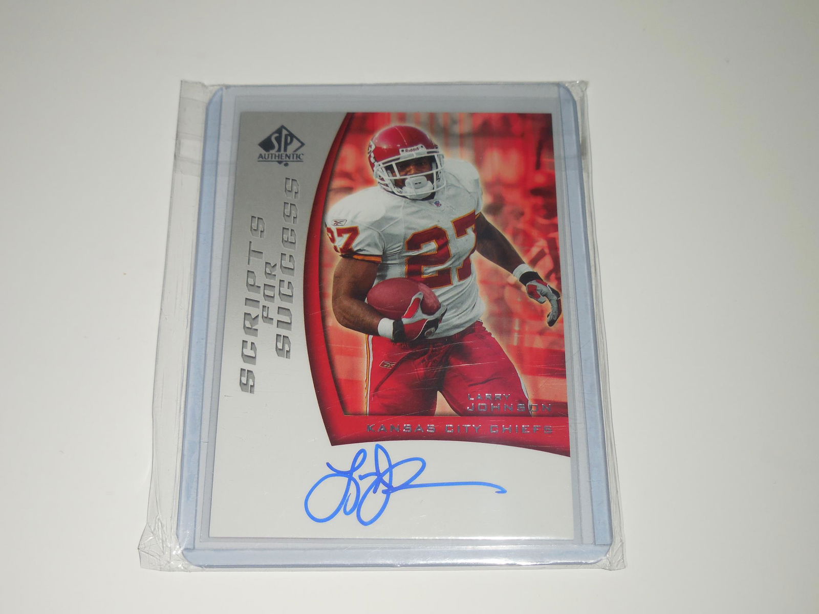 2005 SP AUTHENTIC LARRY JOHNSON AUTOGRAPH CHIEFS (1 of 2)