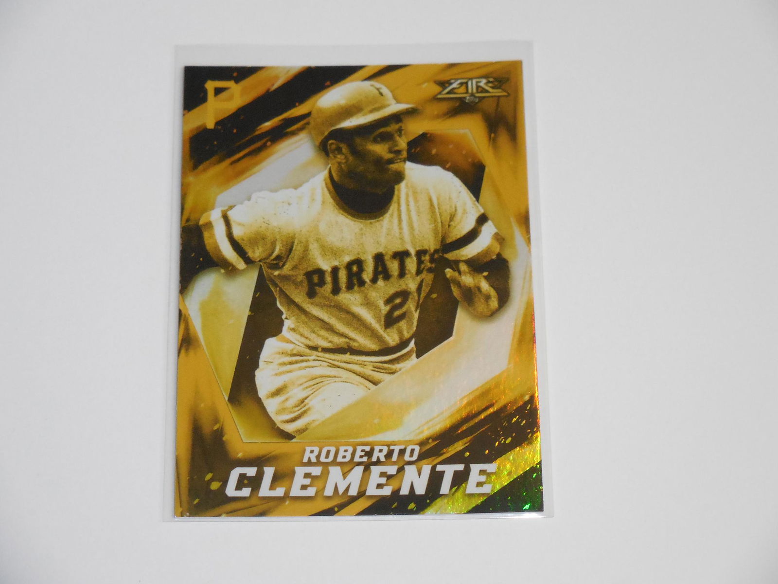 2017 TOPPS FIRE ROBERTO CLEMENTE GOLD MINTED HOLOFOIL (1 of 2)