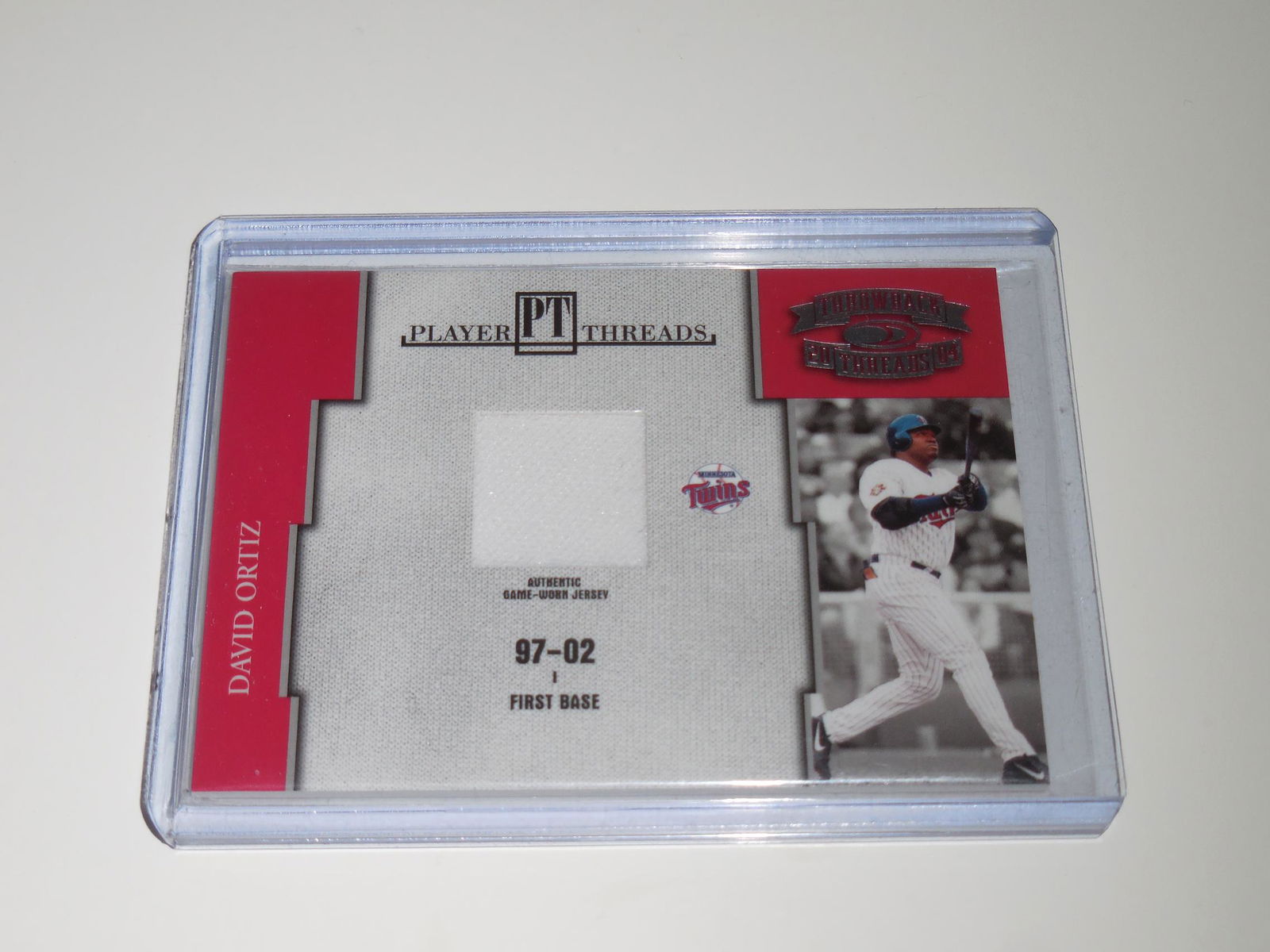 2004 DONRUSS THROWBACK THREADS DAVID ORTIZ JERSEY (1 of 2)