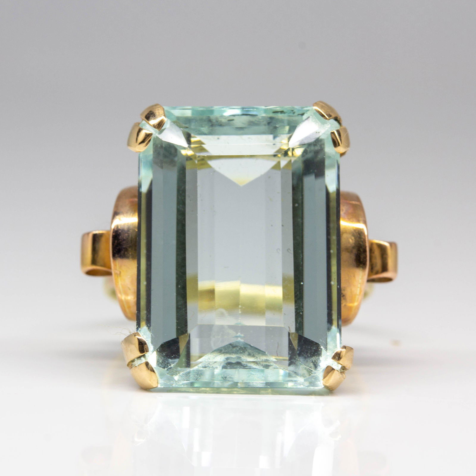 Original Retro Natural Aquamarine 18k gold Ring (1 of 9)