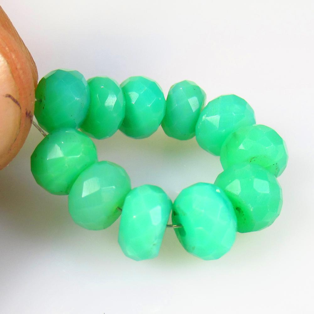 21.50 Ct Natural 11 Drilled Chrysoprase Round Beads (1 of 2)