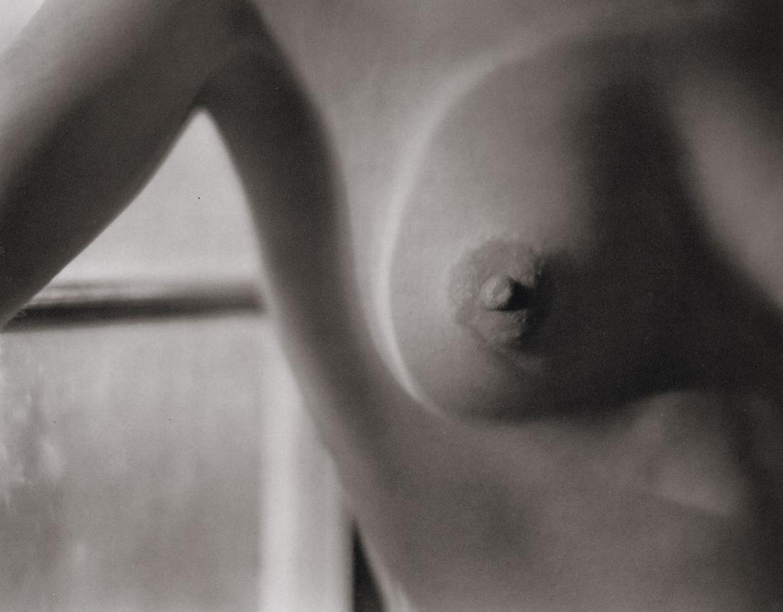 EDWARD WESTON - Nude: Artist: EDWARD WESTON Print Title: Nude Medium: Photoengraving Printed in Hong Kong in the 1990’s Image Size approx: 7 x 8.5 Edward Weston 1886-1958) was a 20th-century American photographer, consid