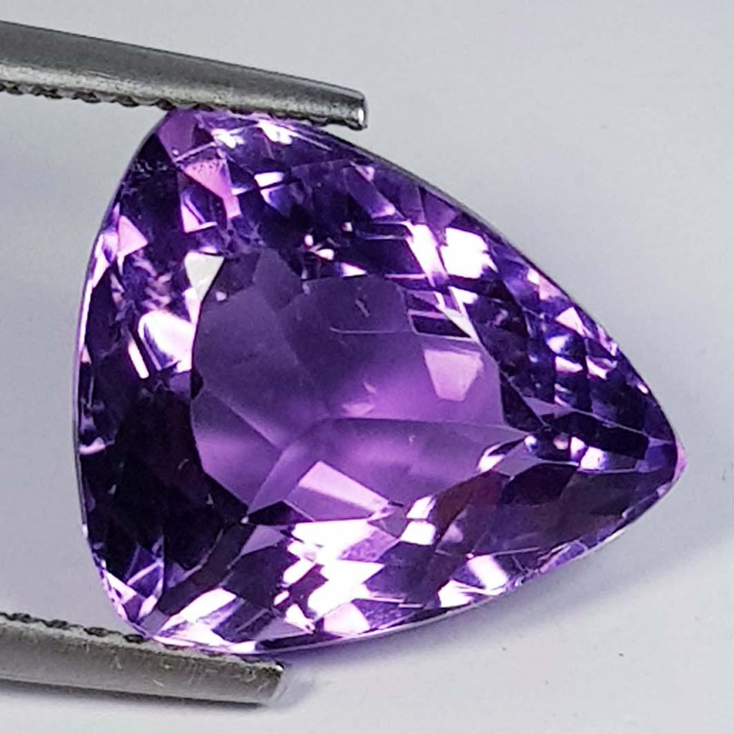 Nathural Amethyst Triangle Cut 7.87 Ct (1 of 5)