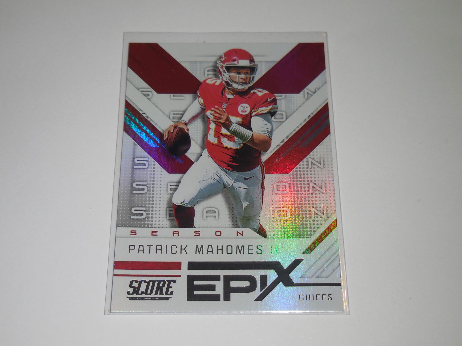 2019 SCORE PATRICK MAHOMES EPIX SEASON RED HOLOFOIL (1 of 2)