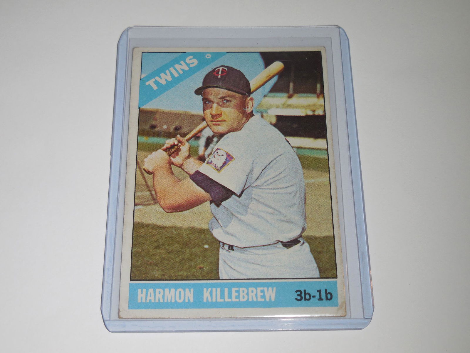 1966 TOPPS #120 HARMON KILLEBREW VINTAGE (1 of 2)