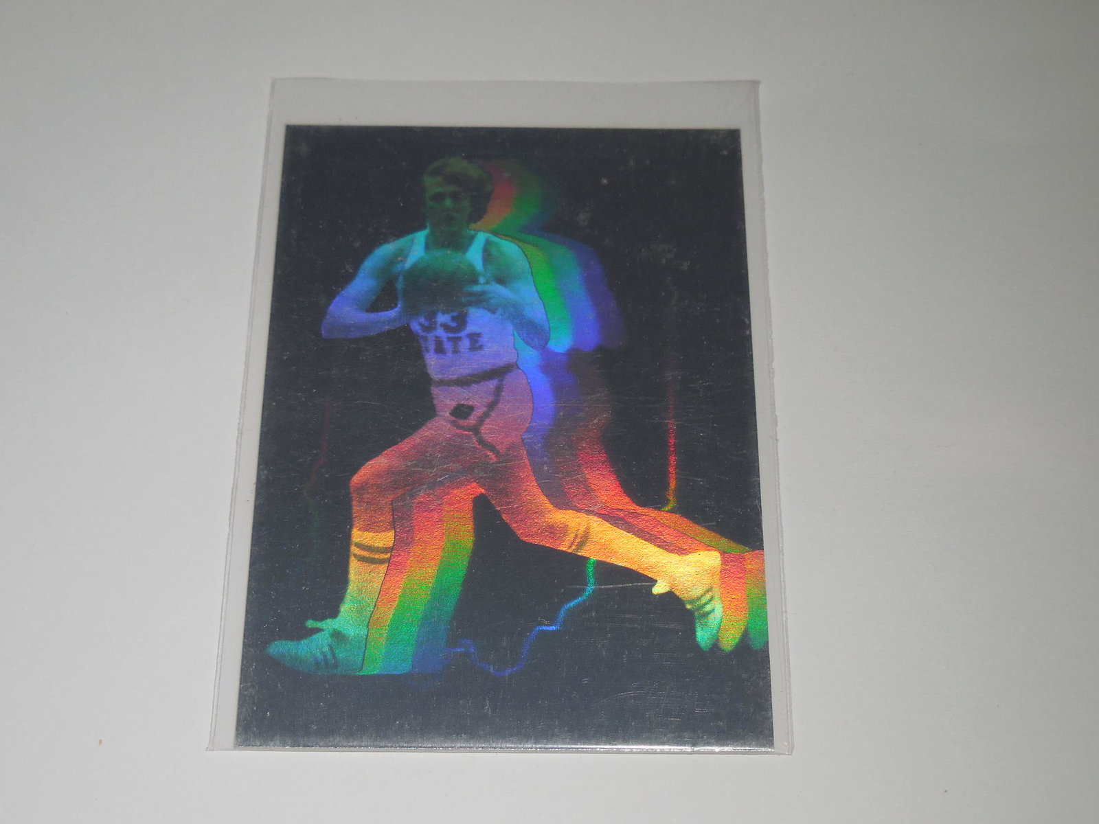 RARE 1992 LIME ROCK LARRY BIRD HOLOGRAM CARD #1: No Reserve! Title: RARE 1992 LIME ROCK LARRY BIRD HOLOGRAM CARD #1 Description: THIS IS A VERY NICE CARD FOR ANY COLLECTOR. APPROXIMATELY NEAR MINT CONDITION OR BETTER. COMES WITH SLEEVE AND TOP LOADE
