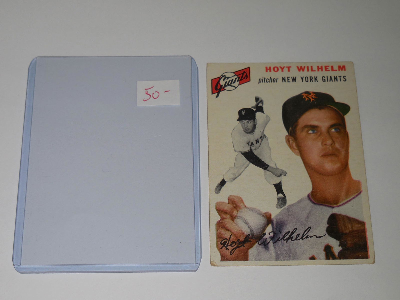 1954 TOPPS #36 HOYT WILHELM VINTAGE CARD (1 of 2)