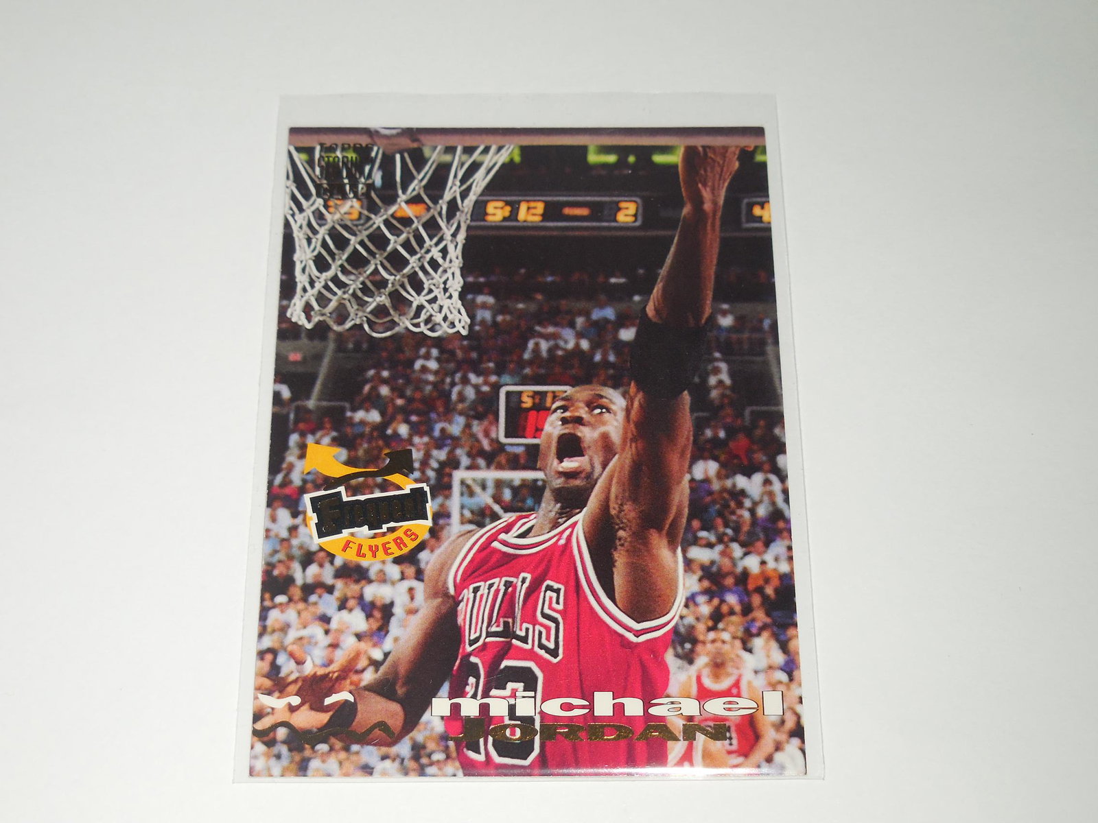93-94 TOPPS STADIUM CLUB MICHAEL JORDAN FREQUENT FLYERS: No Reserve! Title: 93-94 TOPPS STADIUM CLUB MICHAEL JORDAN FREQUENT FLYERS Description: THIS IS A VERY NICE CARD FOR ANY COLLECTOR. APPROXIMATELY NEAR MINT CONDITION OR BETTER. COMES WITH SLEEVE AND T