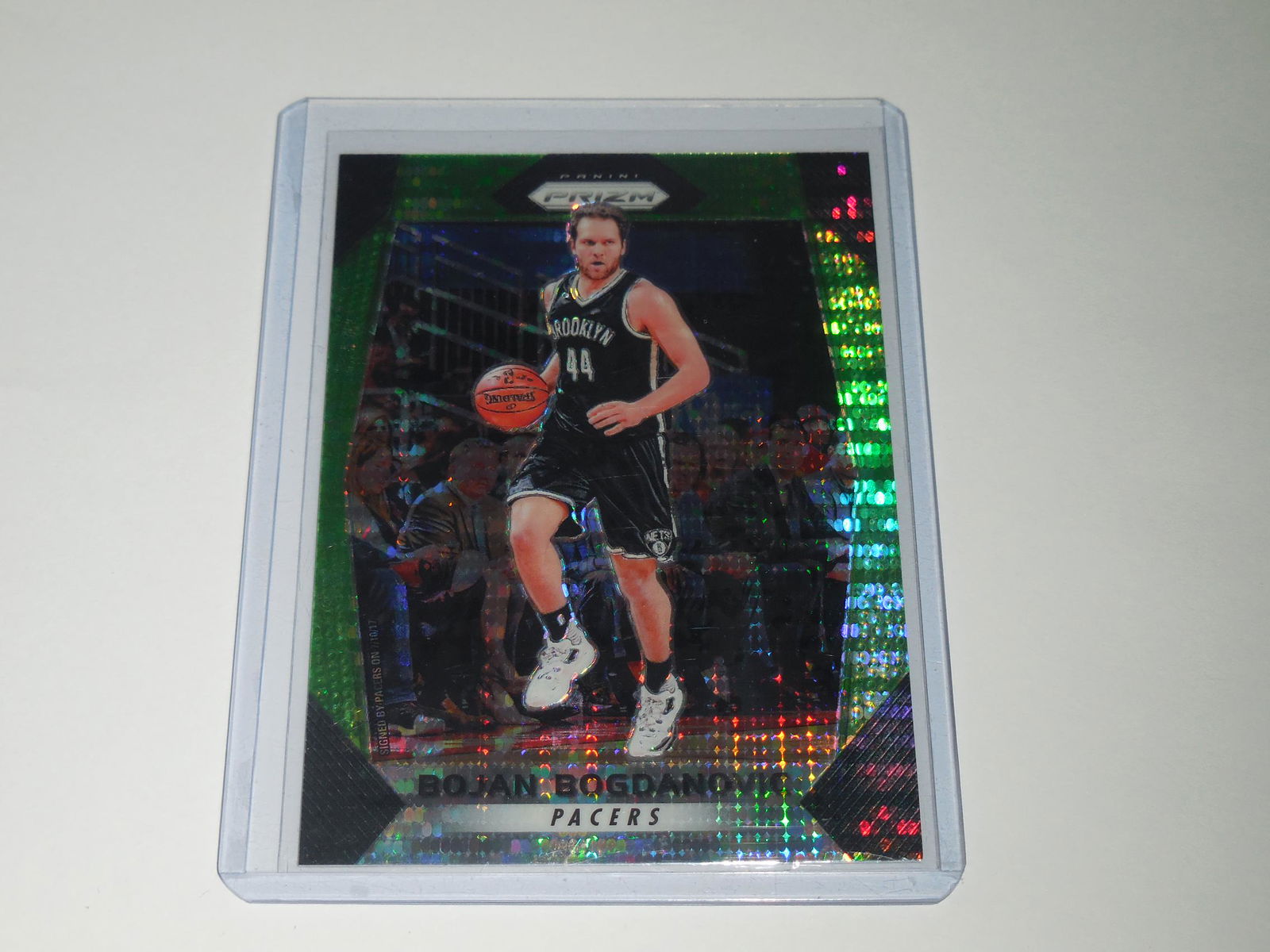 17-18 PRIZM BOJAN BOGDANOVIC GREEN PULSAR #'D 14/25: No Reserve! Title: 17-18 PRIZM BOJAN BOGDANOVIC GREEN PULSAR #'D 14/25 Description: THIS IS A VERY NICE CARD FOR ANY COLLECTOR. APPROXIMATELY NEAR MINT CONDITION OR BETTER. COMES WITH SLEEVE AND TOP L