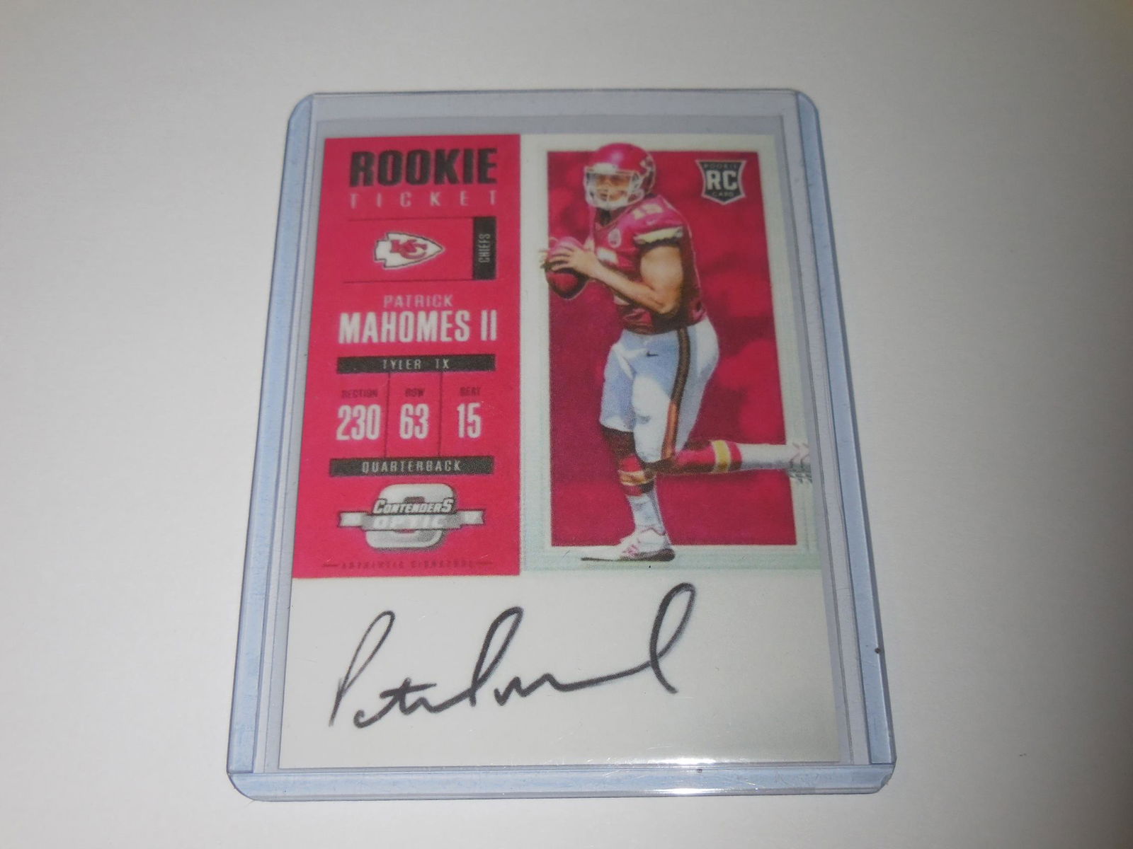2017 PANINI PATRICK MAHOMES FACSMILE AUTO REPRINT CARD (1 of 2)