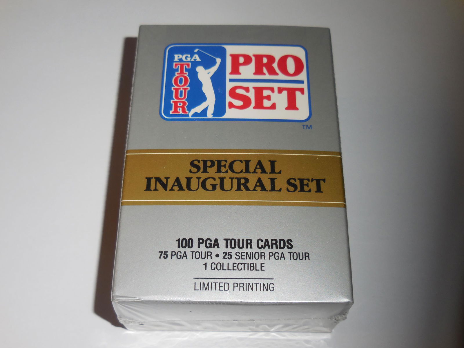 FACTORY SEALED 1990 PRO SET PGA TOUR SET GOLF (1 of 2)