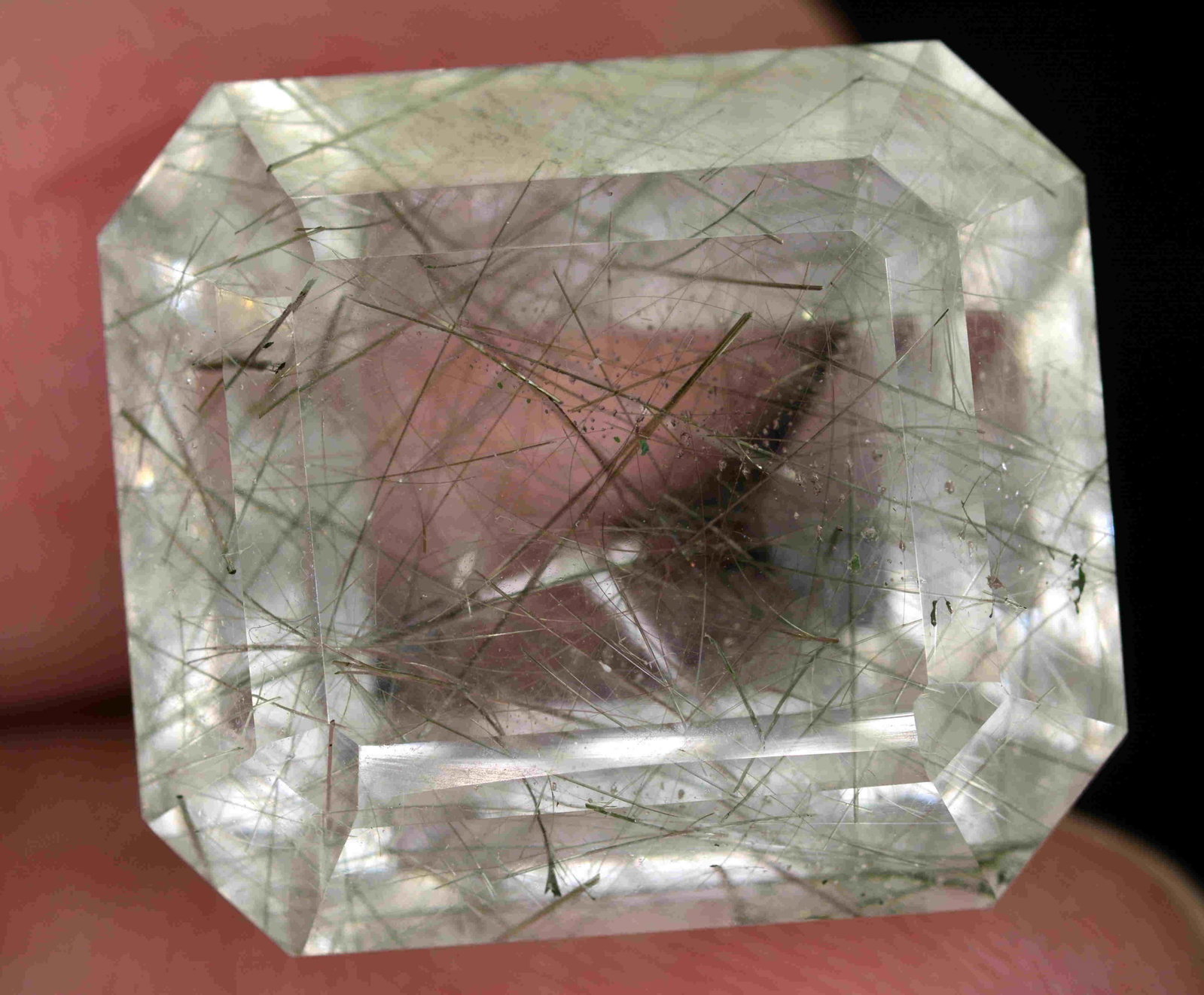 60 Carats Huge Size Rutile Quartz Gemstone ~ 22x19x17: Title: 60 Carats Huge Size Rutile Quartz Gemstone ~ 22x19x17 MM Origin: Pakistan Gemstones: Quartz Carat Weights: 60 Carats Size/Dimensions: 22x19x17 MM Additional Information: Natural Reserve: $50.00