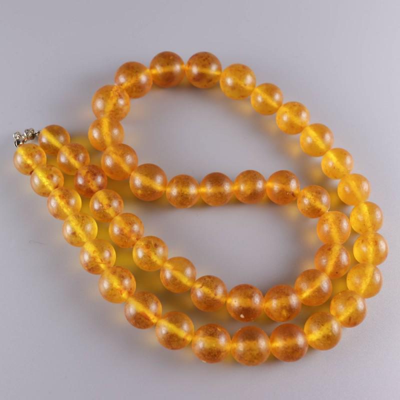 70g Vintage natural Baltic amber necklace (1 of 11)