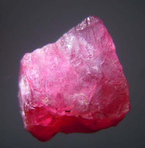 3.8 CT DARK RED RUBY - UNTREATED GEMSTONE (1 of 6)