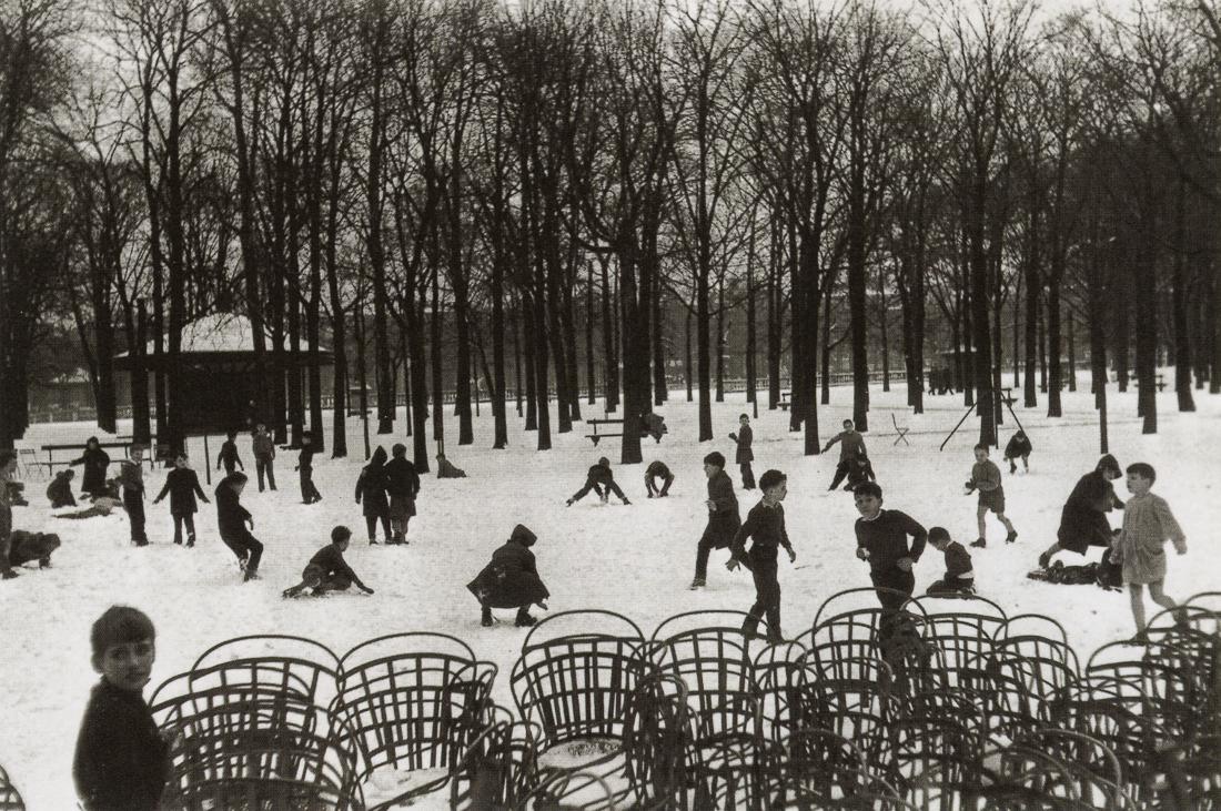 EDOUARD BOUBART - First Snow, Paris, 1955 (1 of 1)
