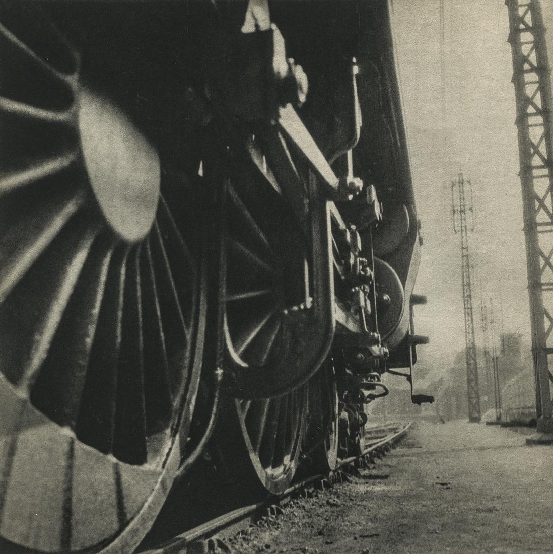 RENE ZUBER - Train (1 of 1)