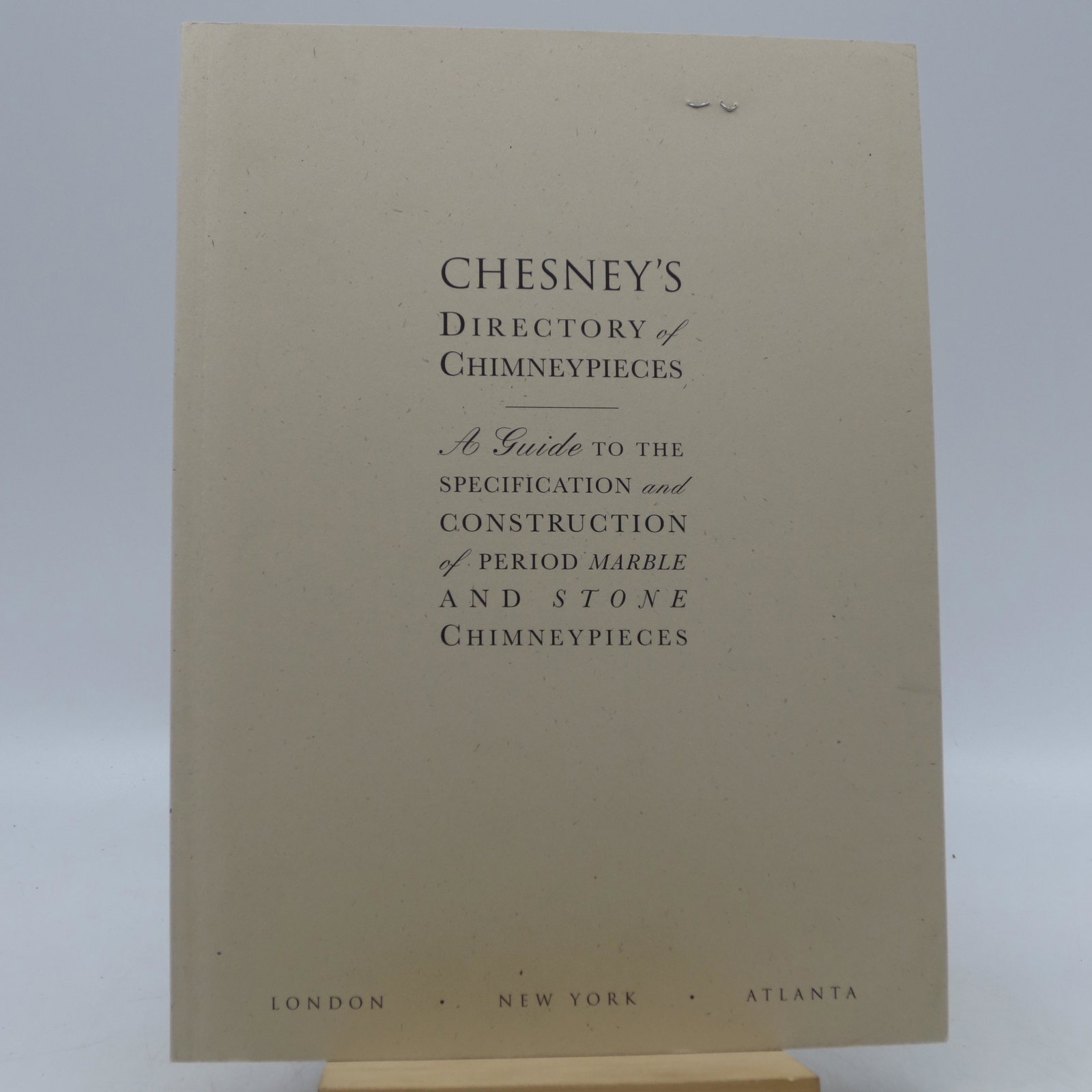 Chesney's Directory of Chimneypieces: A Guide to the: SKU #: 42376 Paperback. Business card of book distributor stapled inside front cover. Illustrated. x, 118pp. Full refund if not satisfied. Title: Chesney's Directory of Chimneypieces: A Guide to the S