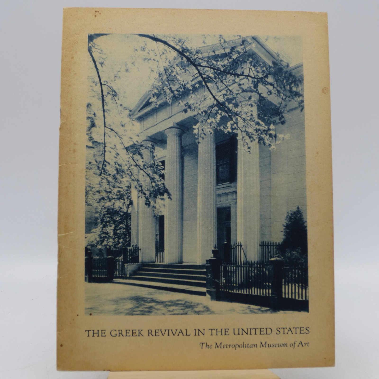 The Greek Revival in the United States: A Special Loan: SKU #: 42227 First Edition. Stapled booklet. Pictorial cover. Not paginated. 67 photos. Full refund if not satisfied. Title: The Greek Revival in the United States: A Special Loan Exhibition November 