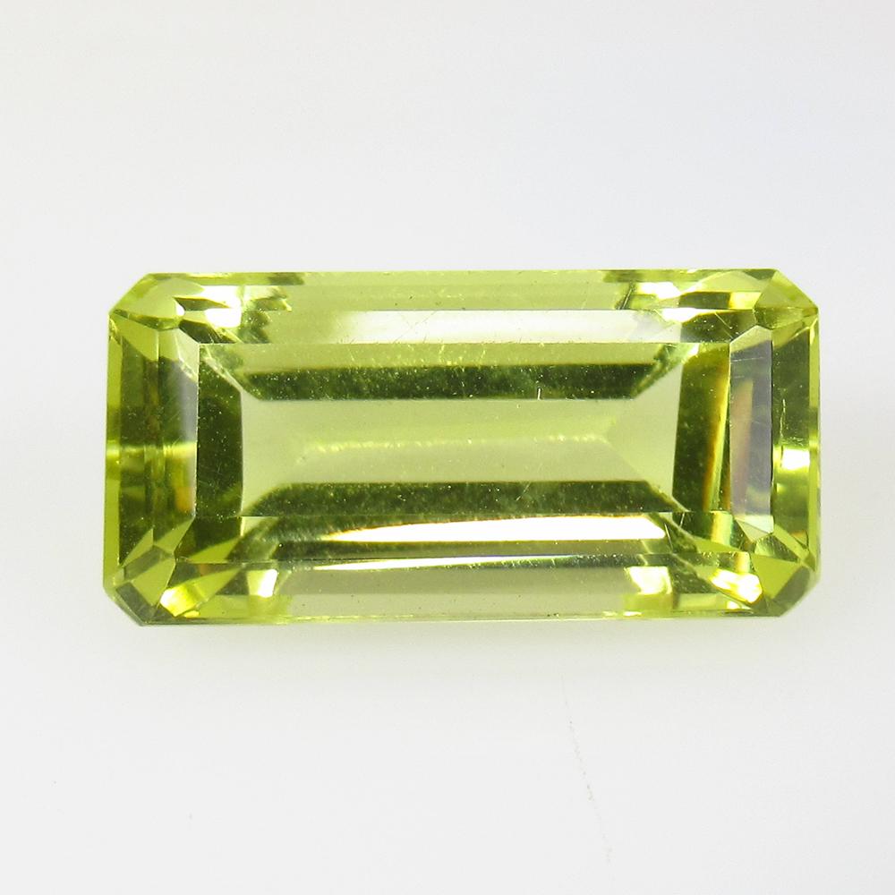 7.42 Ctw Natural Lemon Quartz Octagon Cut: No Reserve! Title: 7.42 Ctw Natural Lemon Quartz Octagon Cut Stone Clarity: VVS Gemstones: Lemon Quartz Carat Weights: 7.42 Size/Dimensions: 16.80 x 8.20 x 7.30 mm Additional Information: Good Luster 