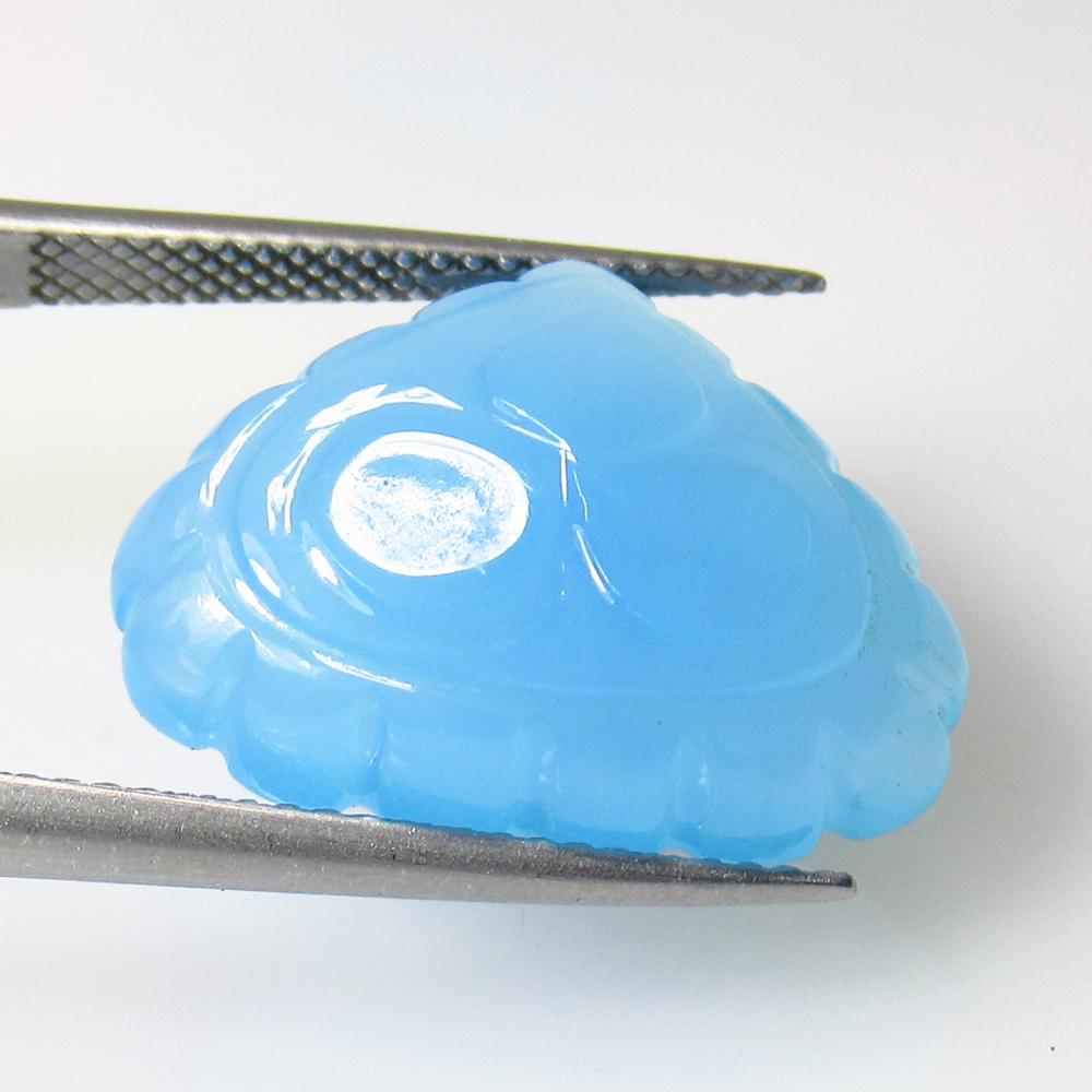 11.70 Ctw Natural Blue Lace Onyx Carving: No Reserve! Title: 11.70 Ctw Natural Blue Lace Onyx Carving Stone Clarity: Semi-Transparent Gemstones: Onyx Carat Weights: 11.7 Size/Dimensions: 19.80 x 16.00 x 5.50 mm Additional Information: Carving