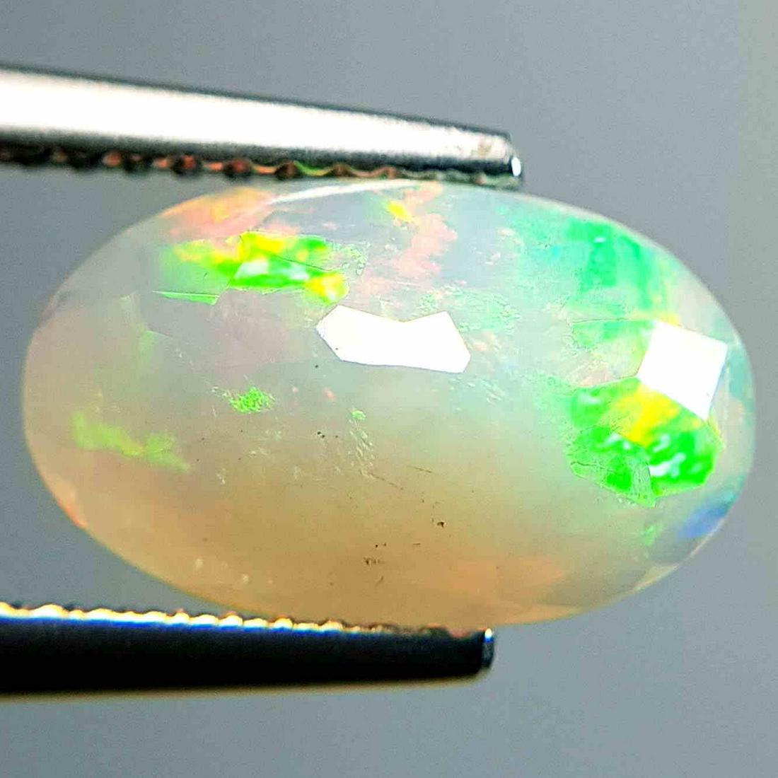Natural Fire Opal Oval Cut 1.90 ct (1 of 6)