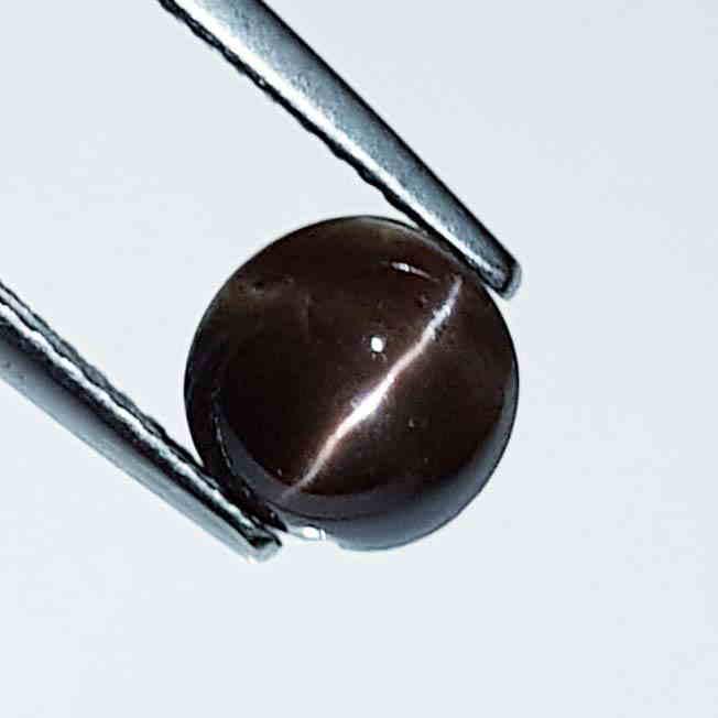 2.08 ct Natural Scapolite Cat's Eye: No Reserve! Title: 2.08 ct Natural Scapolite Cat's Eye Color/Clarity: Opaque Gemstones: Loosegemstone Carat Weights: 2.08 Size/Dimensions: 7.00 x 7.00 x 5.50 Additional Information: Round - Africa Shi