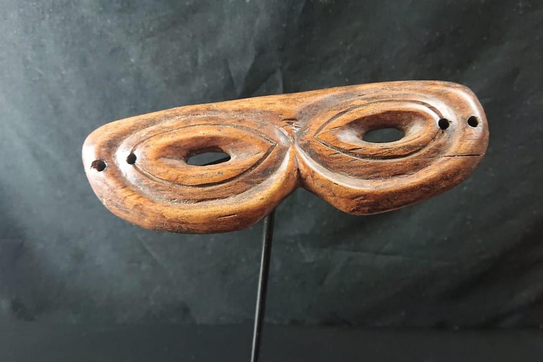 Alaskan Native Wooden INUIT Googles (1 of 8)