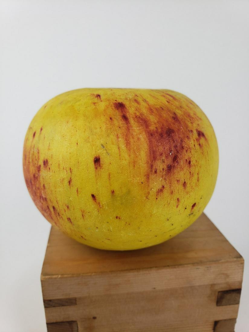 Handpainted Stone Apple, Alabaster Fruit (1 of 4)