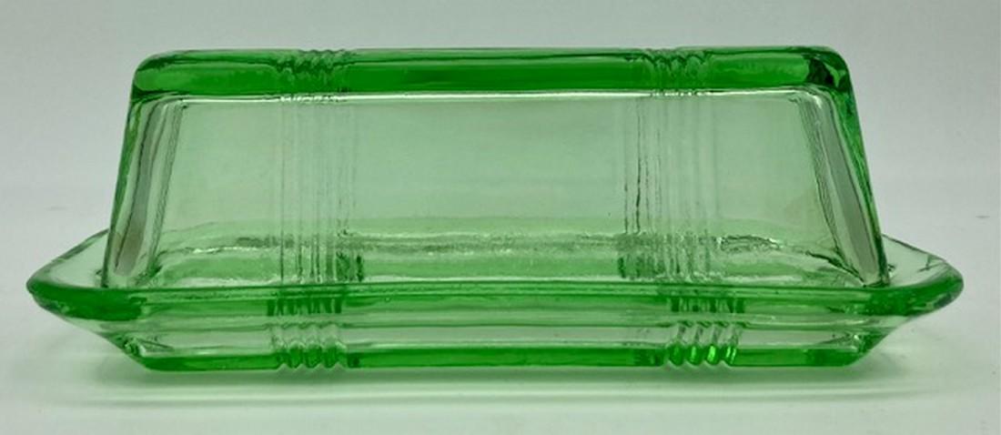 1936-1938 Hazel Atlas Green Depression Glass Criss: Title: 1936-1938 HAZEL ATLAS GREEN DEPRESSION GLASS CRISS CROSS COVERED BUTTER DISH Provenance/Additional Info: Hazel Atlas Criss Cross 1/4 Pound Covered Green Butter Dish.This butter dish was manufac