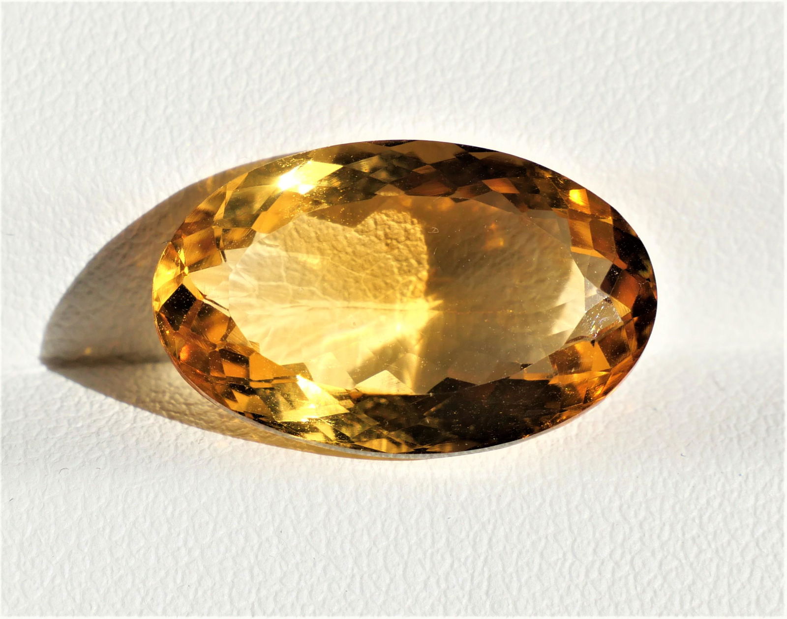 Citrine 10.09 ct (1 of 2)