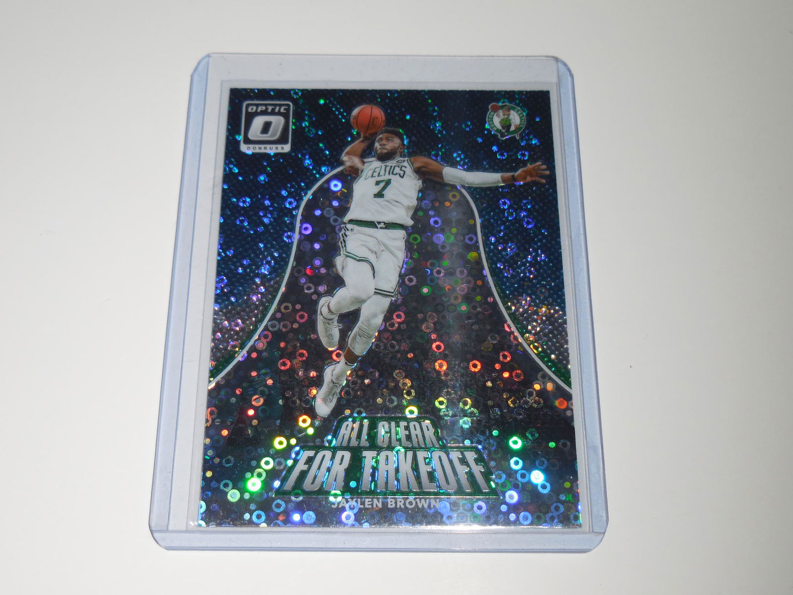 2017-18 OPTIC JAYLEN BROWN TAKEOFF FAST BREAK PRIZM (1 of 2)