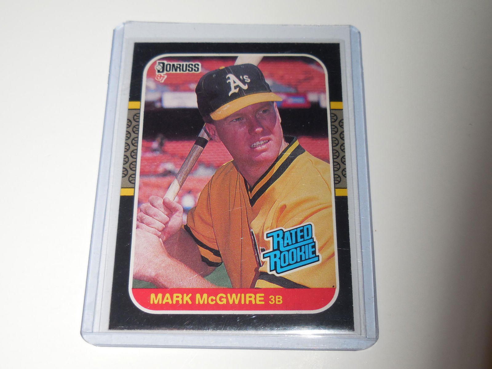 1987 DONRUSS #46 MARK MCGWIRE RATED ROOKIE CARD (1 of 2)