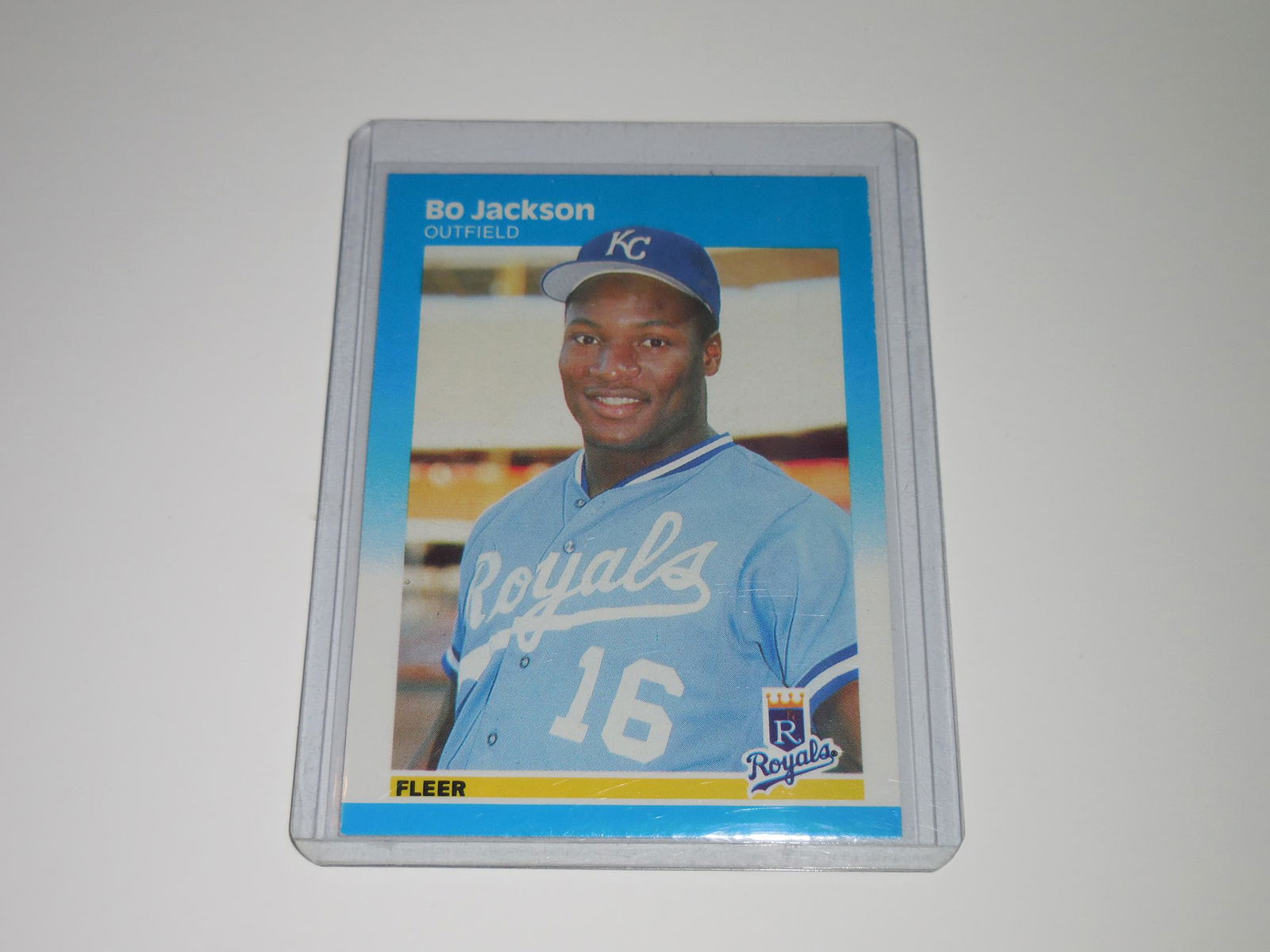 1987 FLEER #369 BO JACKSON ROOKIE CARD (1 of 2)