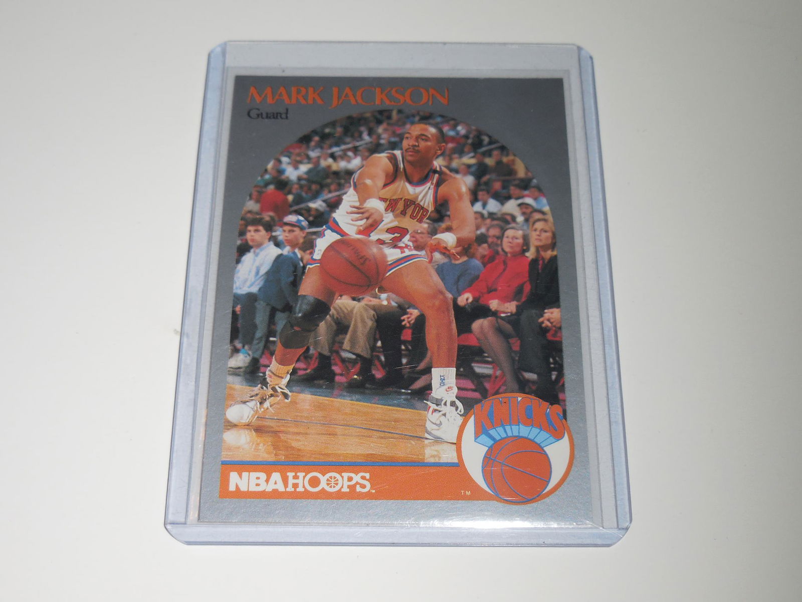 1989 NBA HOOPS MARK JACKSON MENDEZ BROTHERS CARD: Title: 1989 NBA HOOPS MARK JACKSON MENDEZ BROTHERS CARD Date/Period: MODERN Additional Information: A VERY NICE CARD FOR ANY COLLECTOR! APPROXIMATELY NEAR MINT CONDITION OR BETTER. THE ACTUAL CARD YOU