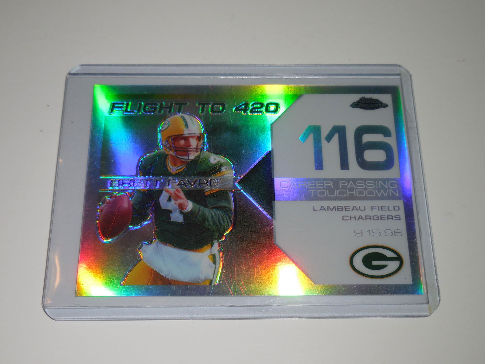 2007 TOPPS CHROME BRETT FAVRE REFRACTOR #'D 039/100 (1 of 2)