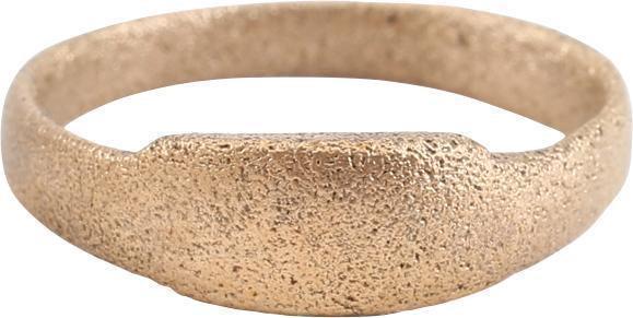 MEDIEVAL WOMAN'S RING C.1200-1400 AD SIZE 5 (1 of 3)