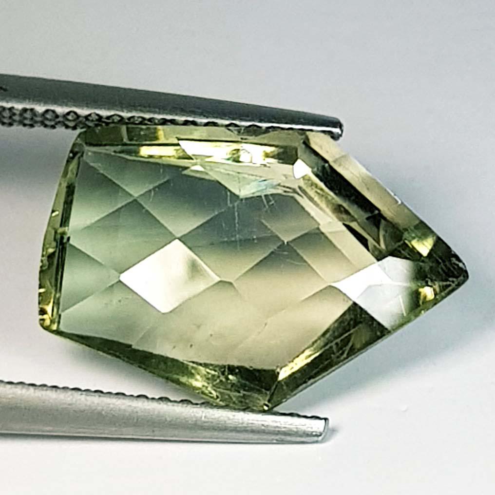 Natural Green Amethyst Fancy Cut 7.40 Ct (1 of 5)