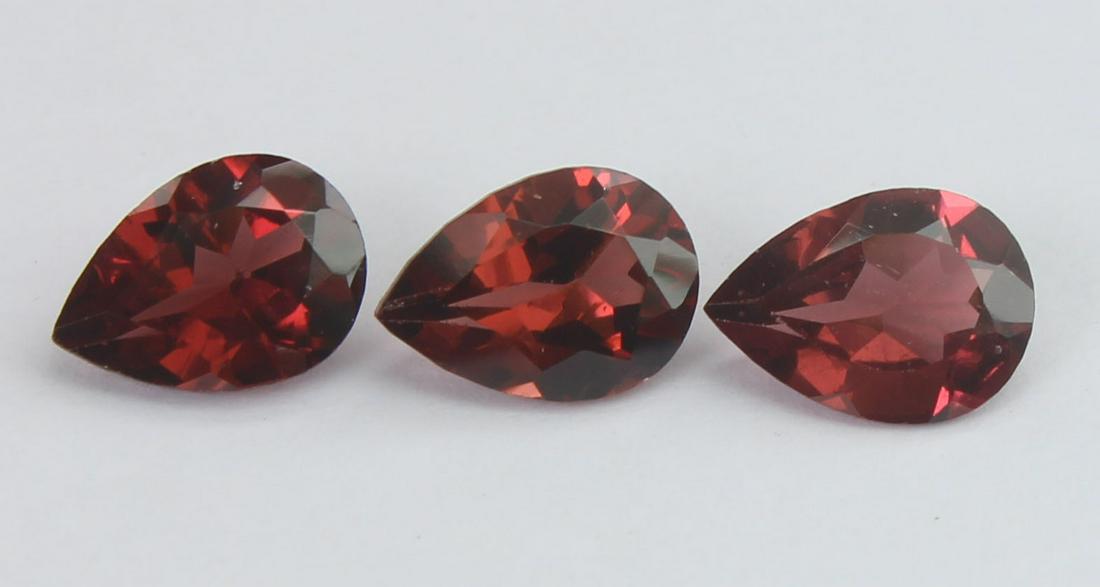 2.38 Cts Natural Almandite Garnet (1 of 3)