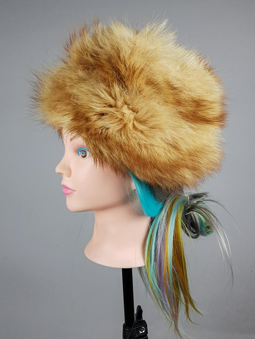 RED FOX FUR HAT (1 of 4)
