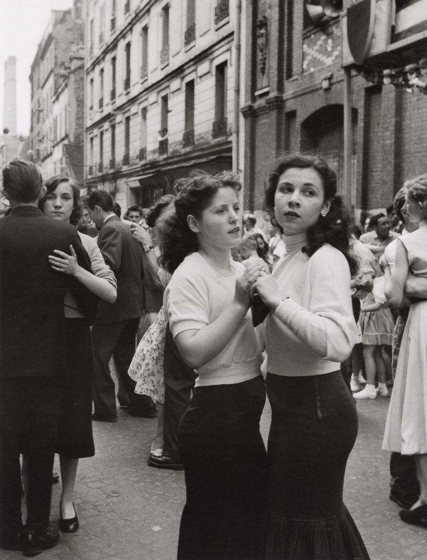 ROBERT DOISNEAU - 14 Juillet Rue de Nantes (1 of 1)