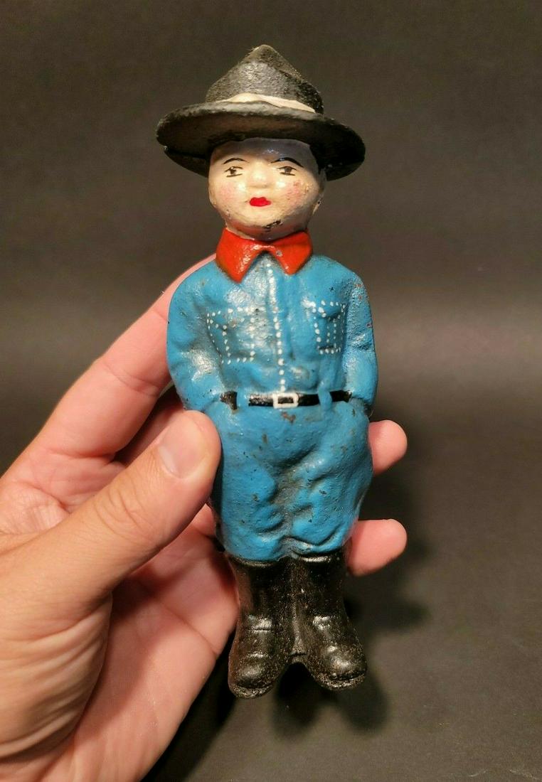 Cast Iron Boy Scout Coin Bank (1 of 20)