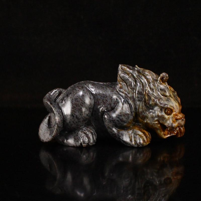 Chinese Hetian Jade Fortune Unicorn pendant (1 of 9)