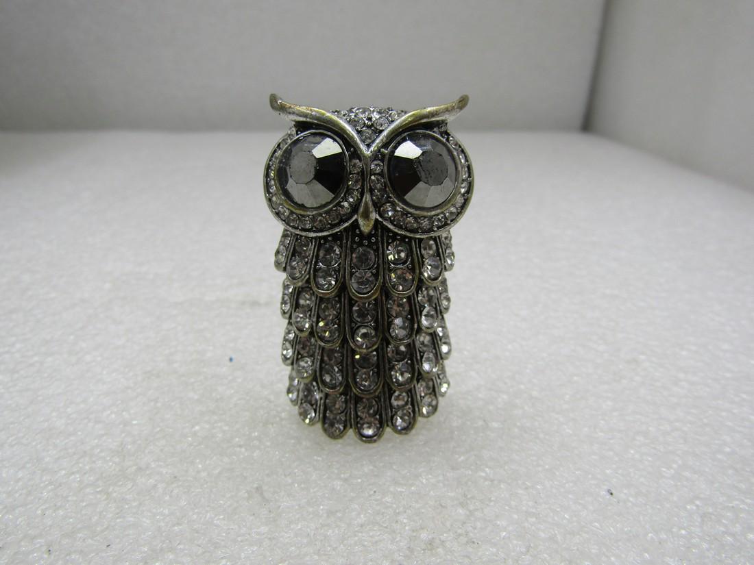 Rhinestone Articulated Owl Statement Ring, Sz. 9 (1 of 9)