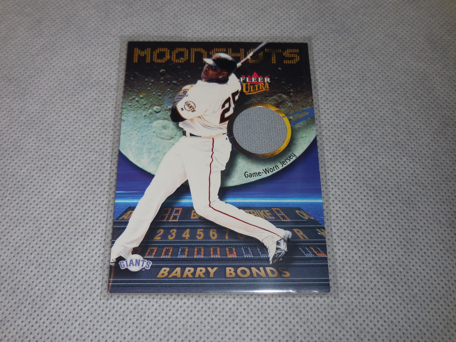 2003 FLEER ULTRA BARRY BONDS GAME WORN JERSEY (1 of 2)