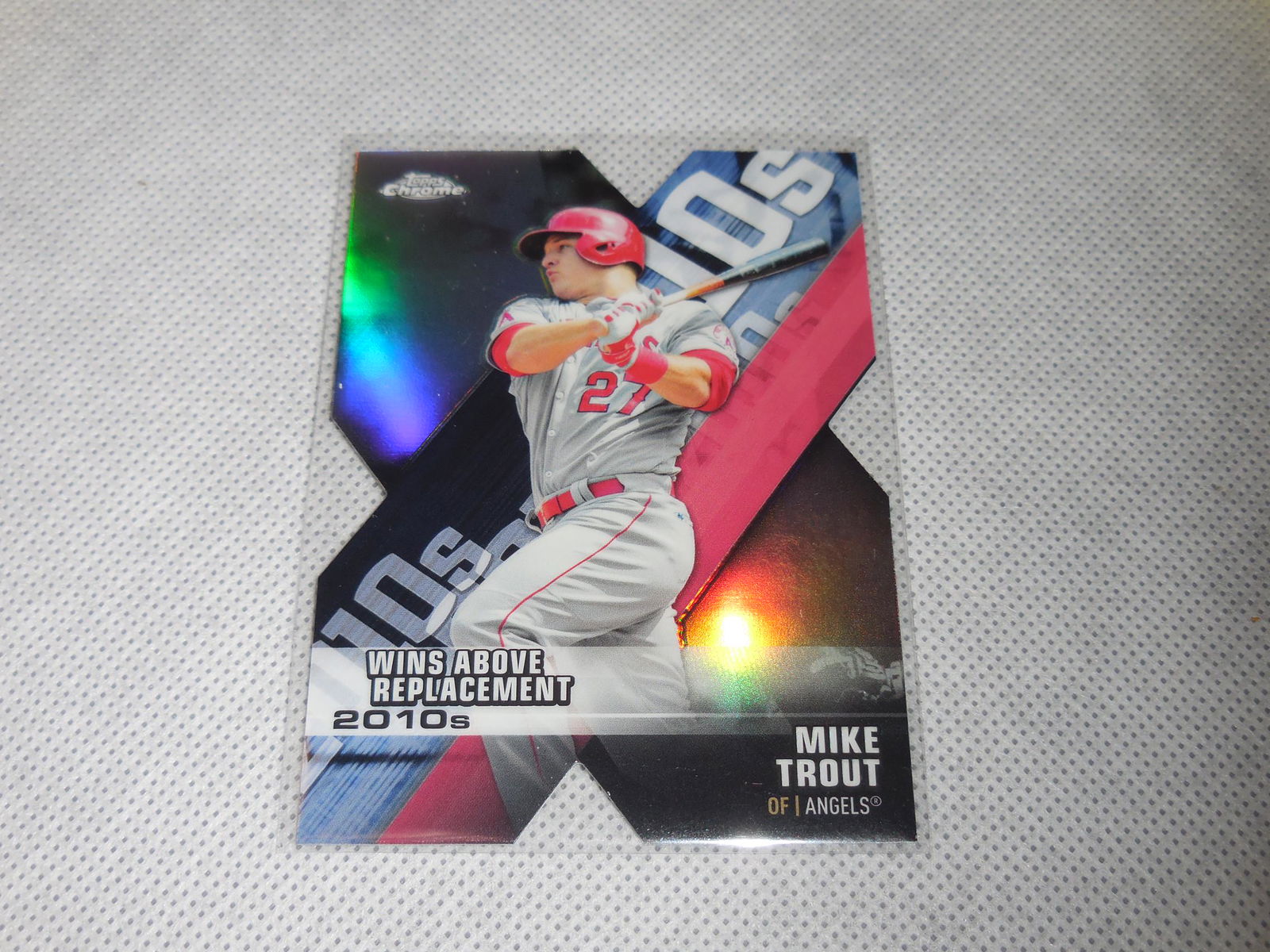 2020 TOPPS CHROME MIKE TROUT DIE CUT REFRACTOR DECADES (1 of 2)
